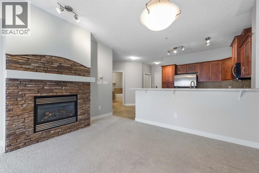 341, 20 Discovery Ridge Close Sw, Calgary, Alberta  T3H 5X4 - Photo 17 - A2290041