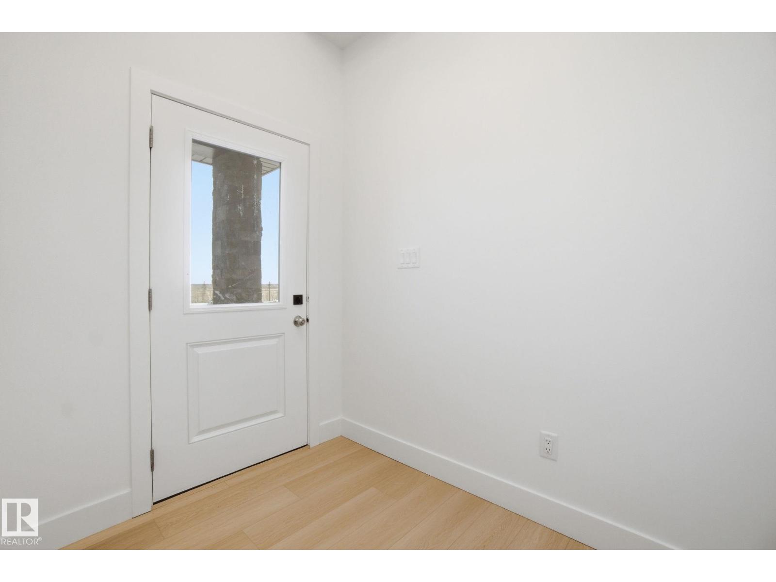 1405 Osprey Ct Nw, Edmonton, Alberta  T5M 0M2 - Photo 3 - E4475118