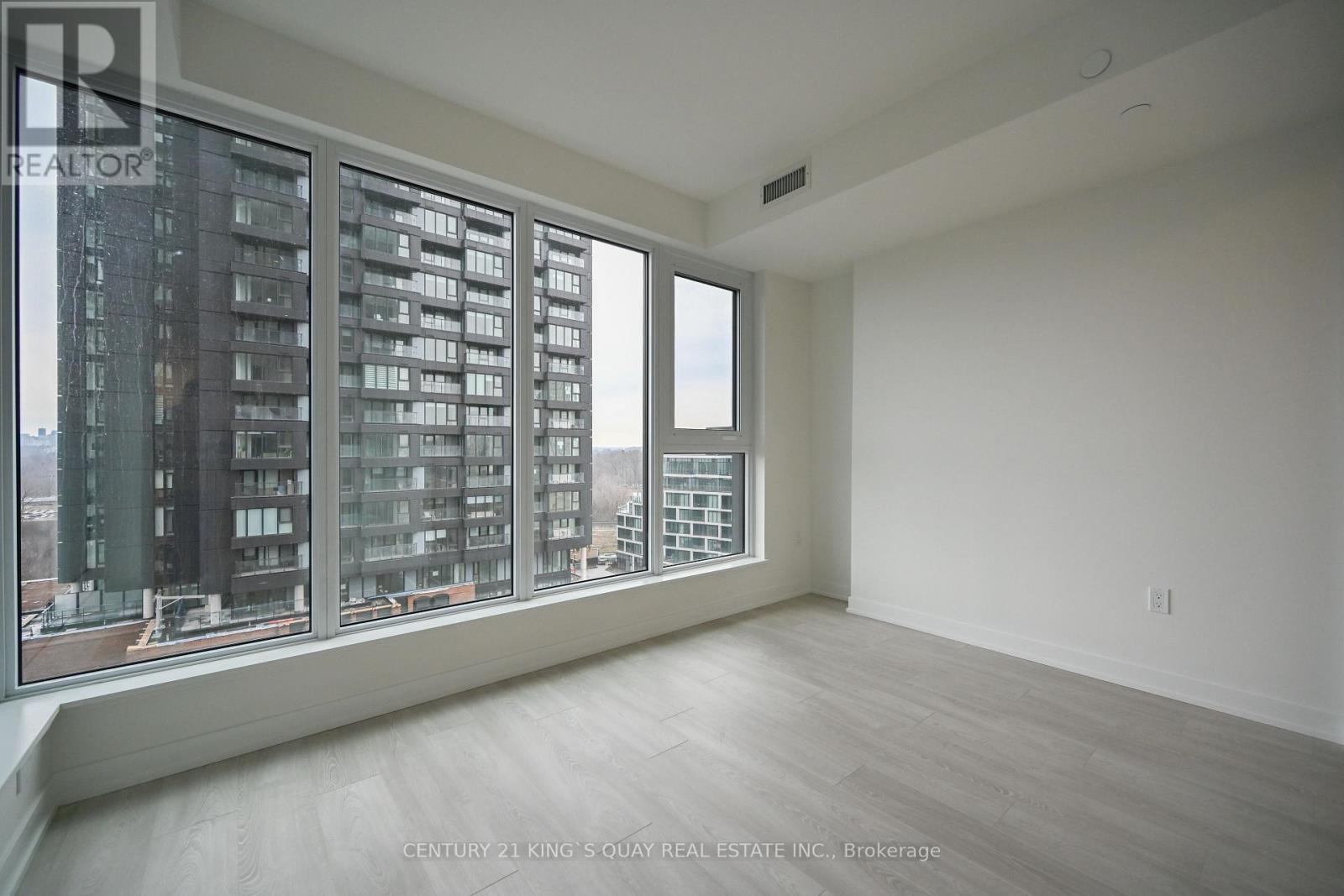 901 - 5 Quarrington Lane, Toronto, Ontario  M3C 0S5 - Photo 7 - C12953586