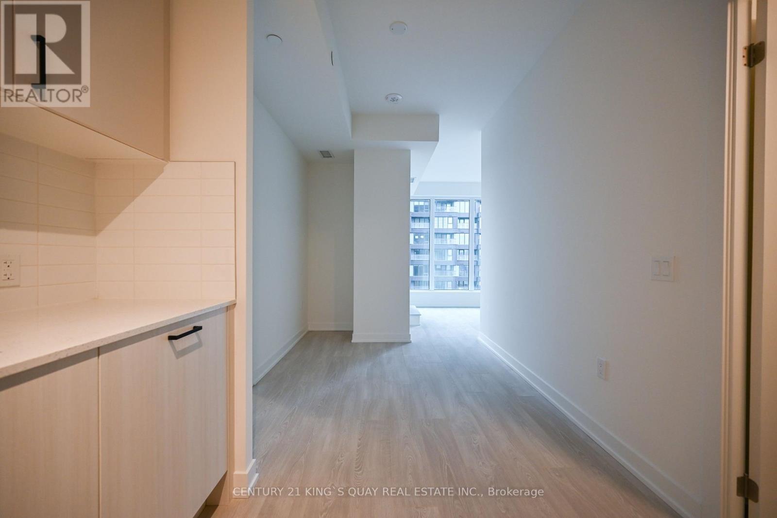 901 - 5 Quarrington Lane, Toronto, Ontario  M3C 0S5 - Photo 3 - C12953586