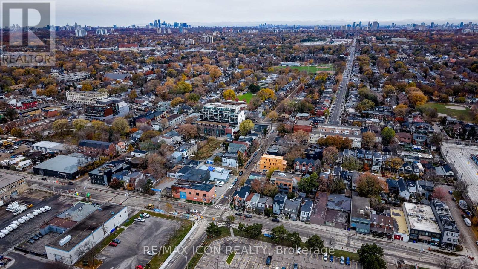 898 Eastern Avenue, Toronto, Ontario  M4L 1A4 - Photo 32 - E12947794