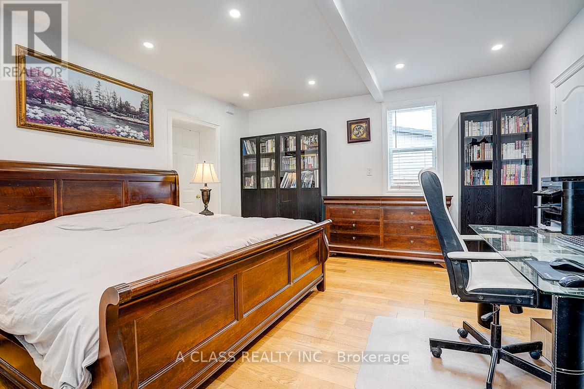 298 Annshiela Drive, Georgina, Ontario  L4P 3A5 - Photo 28 - N12938836