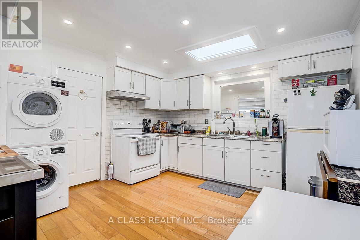 298 Annshiela Drive, Georgina, Ontario  L4P 3A5 - Photo 20 - N12938836