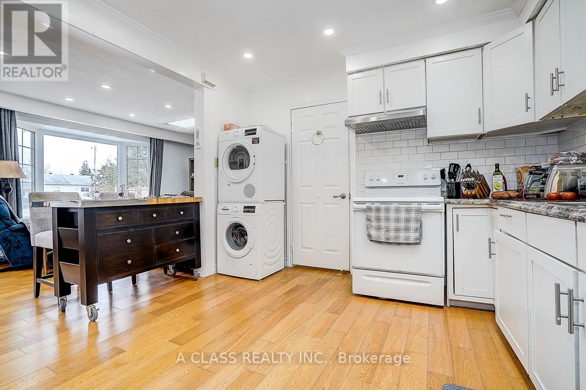 298 Annshiela Drive, Georgina, Ontario  L4P 3A5 - Photo 22 - N12938836