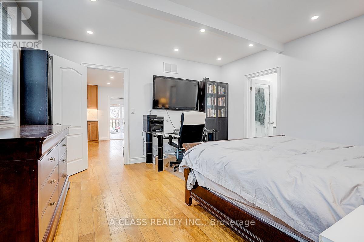 298 Annshiela Drive, Georgina, Ontario  L4P 3A5 - Photo 27 - N12938836