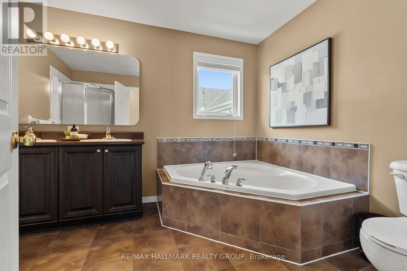 303 Parkin Circle, Ottawa, Ontario  K1T 4G8 - Photo 21 - X12954020