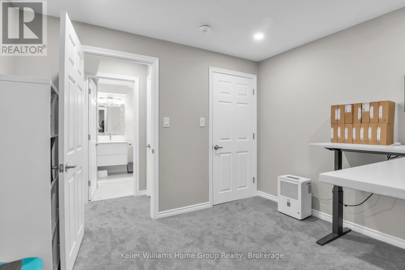 192 Harpin Way E, Centre Wellington, Ontario  N1M 0G8 - Photo 39 - X12950438