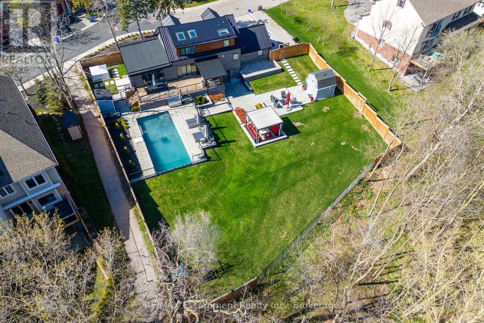 676 Bayshore Boulevard, Burlington, Ontario  L7T 1T2 - Photo 35 - W12954400