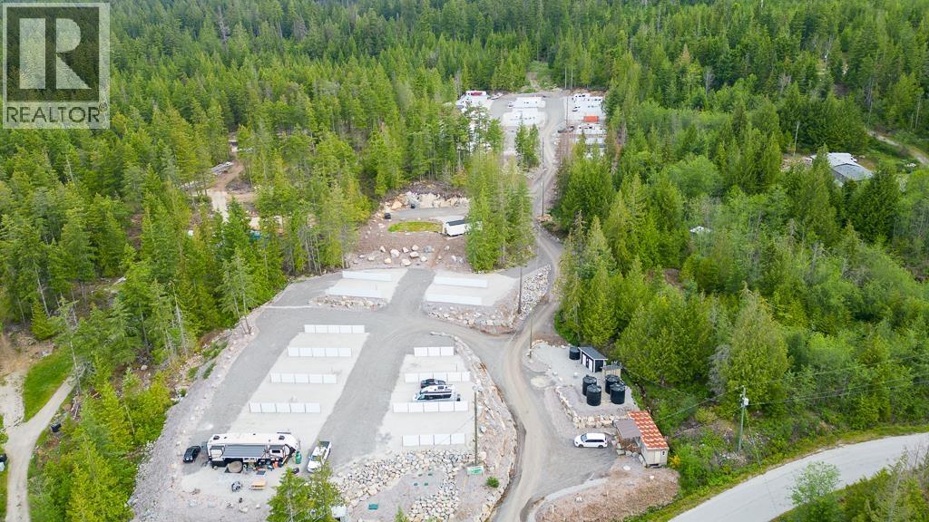 9384 Stephens Way, Halfmoon Bay, British Columbia  V7Z 1G9 - Photo 2 - R3106780