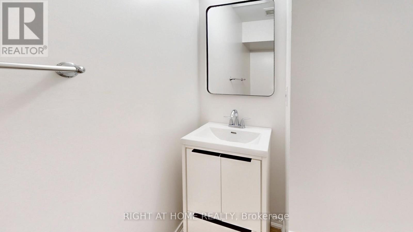 258 - 19 Coneflower Crescent, Toronto, Ontario  M2R 0A5 - Photo 26 - C12954428