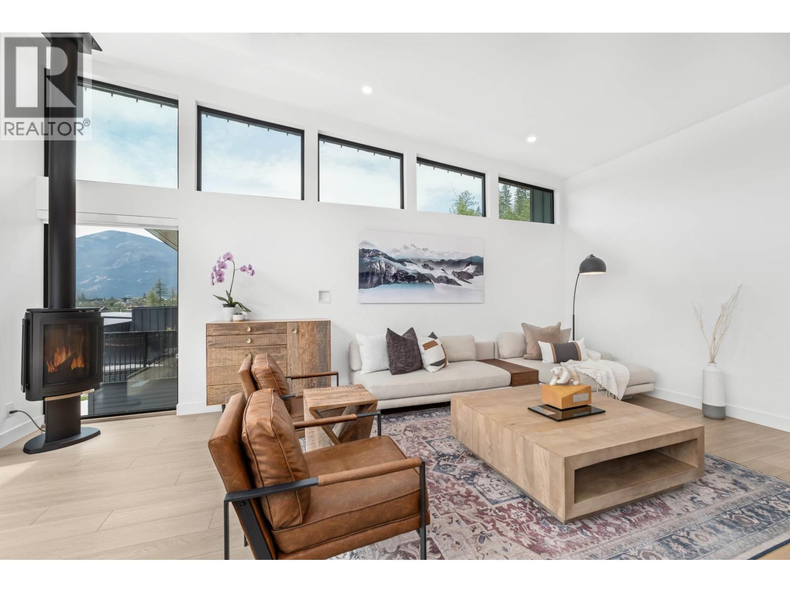 36 4000 Sunstone Way, Pemberton, British Columbia V0N 2L3 - Photo 12 - R3106749