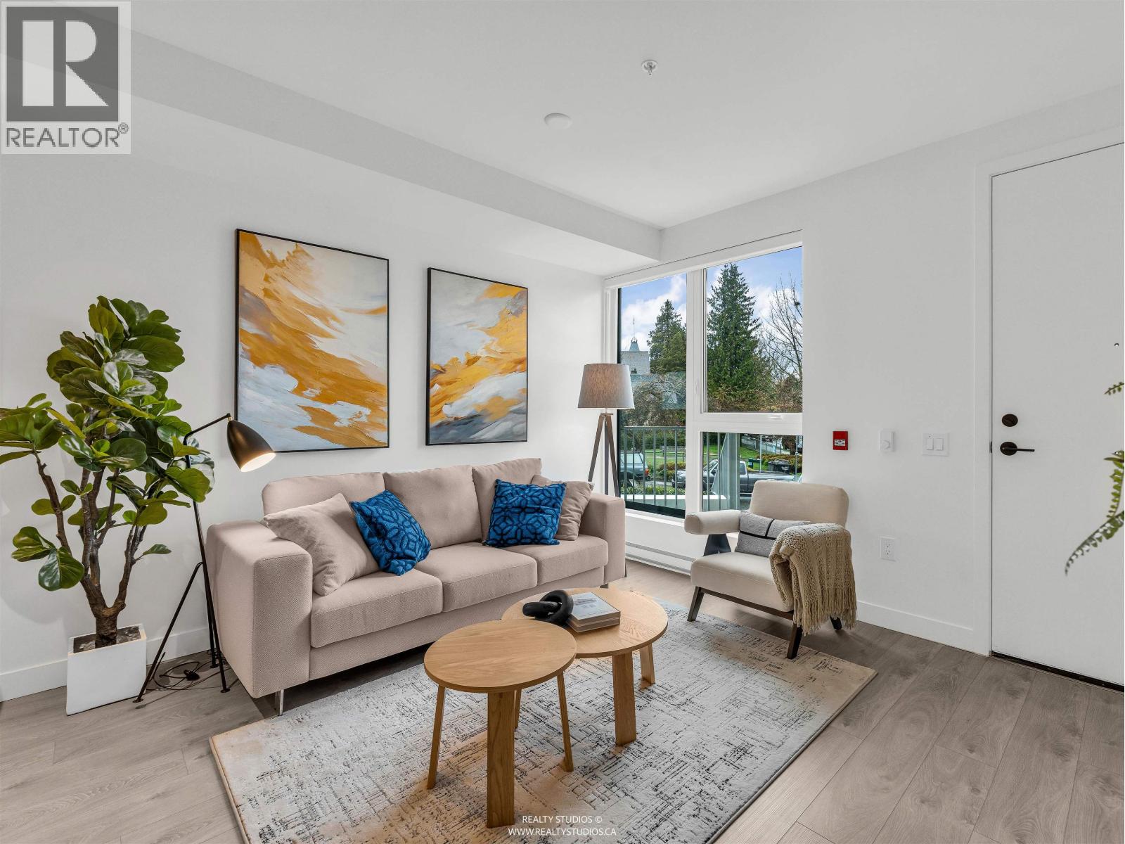 3130 Sophia Street, Vancouver, British Columbia  V5T 0K5 - Photo 3 - R3106757