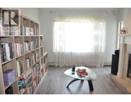 209 6688 BURLINGTON AVENUE, Burnaby, British Columbia