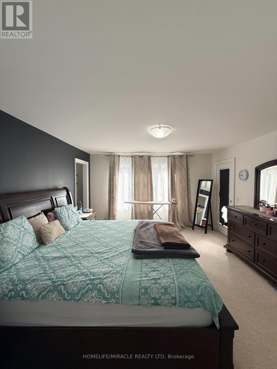 300 Symington Court, Oshawa, Ontario  L1L 0J9 - Photo 24 - E12954416