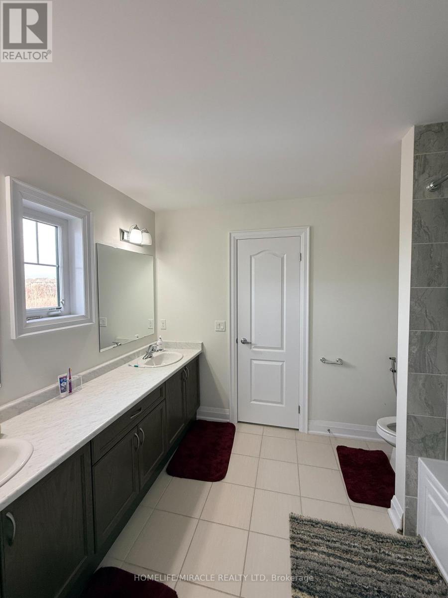 300 Symington Court, Oshawa, Ontario  L1L 0J9 - Photo 25 - E12954416