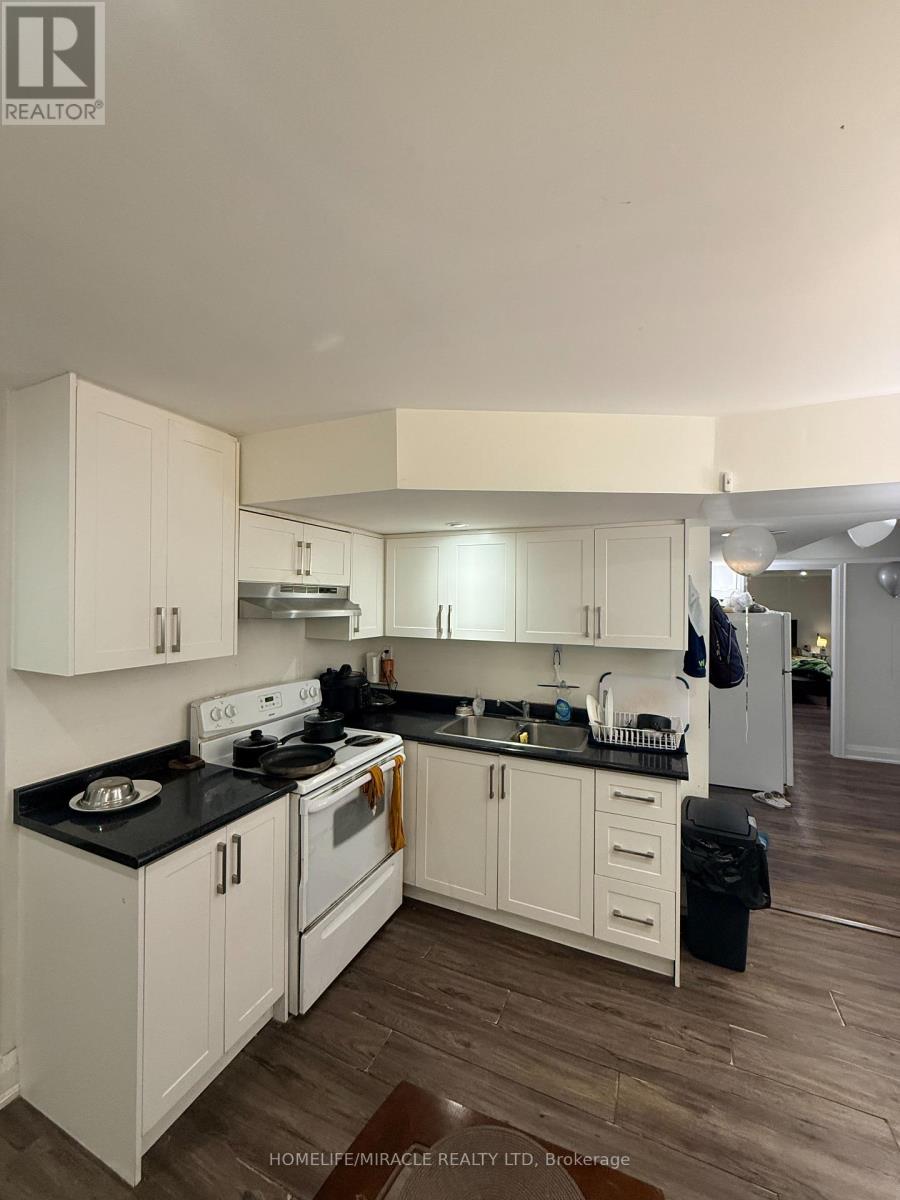 300 Symington Court, Oshawa, Ontario  L1L 0J9 - Photo 35 - E12954416