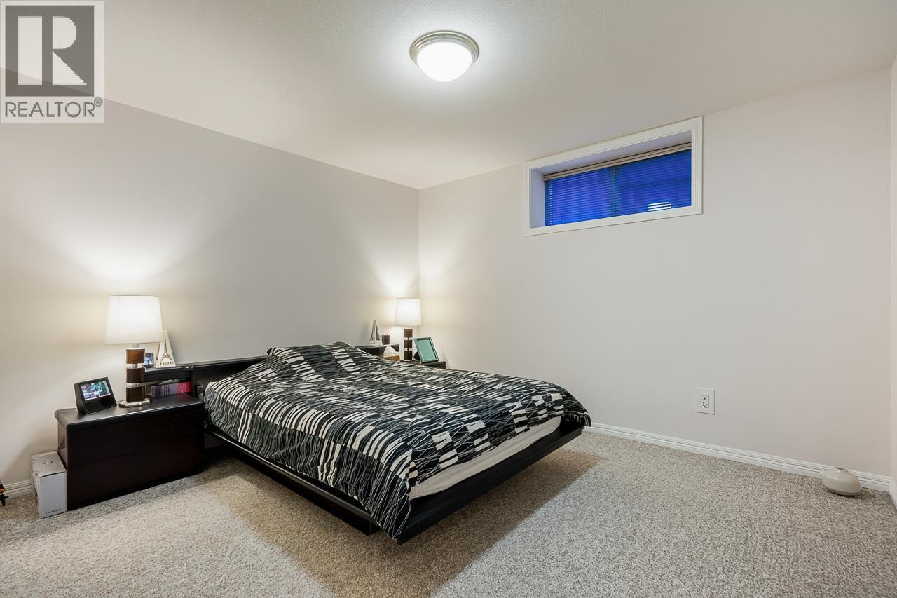 2768 Southcrest Drive, Burnaby, British Columbia  V5A 4V4 - Photo 16 - R3106762