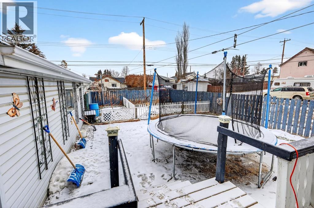 2130 20 Avenue, Bowden, Alberta  T0M 0K0 - Photo 43 - A2296528