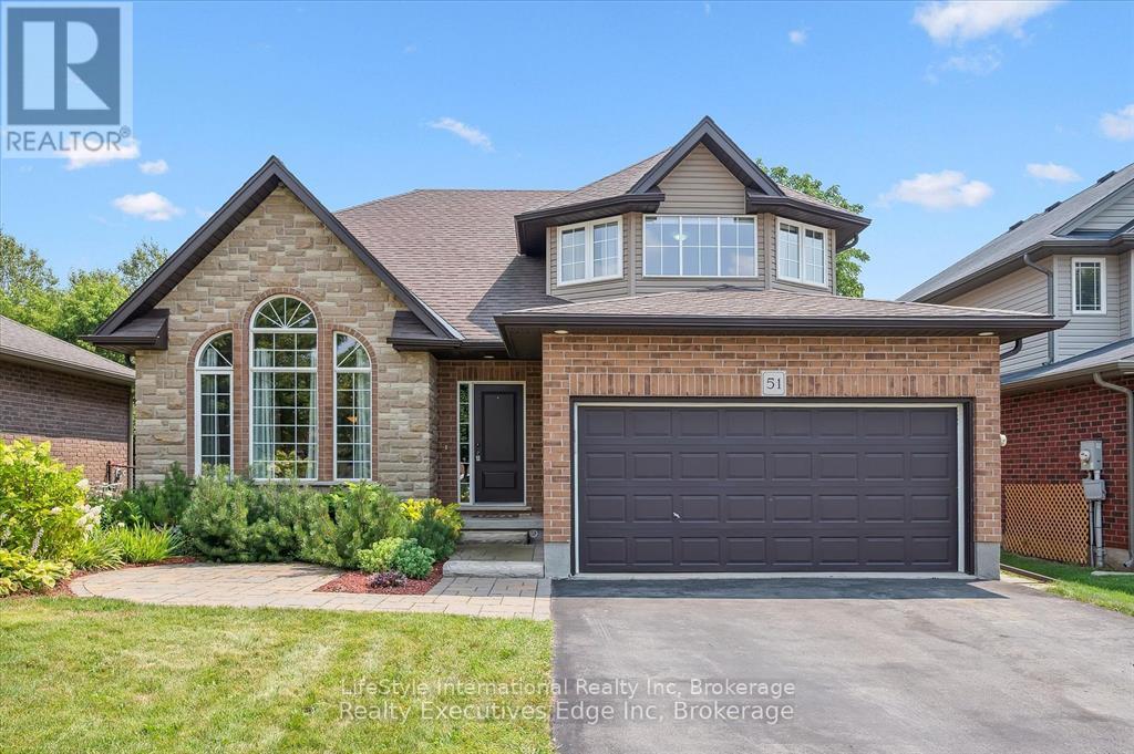 51 MARR DRIVE, Centre Wellington, Ontario