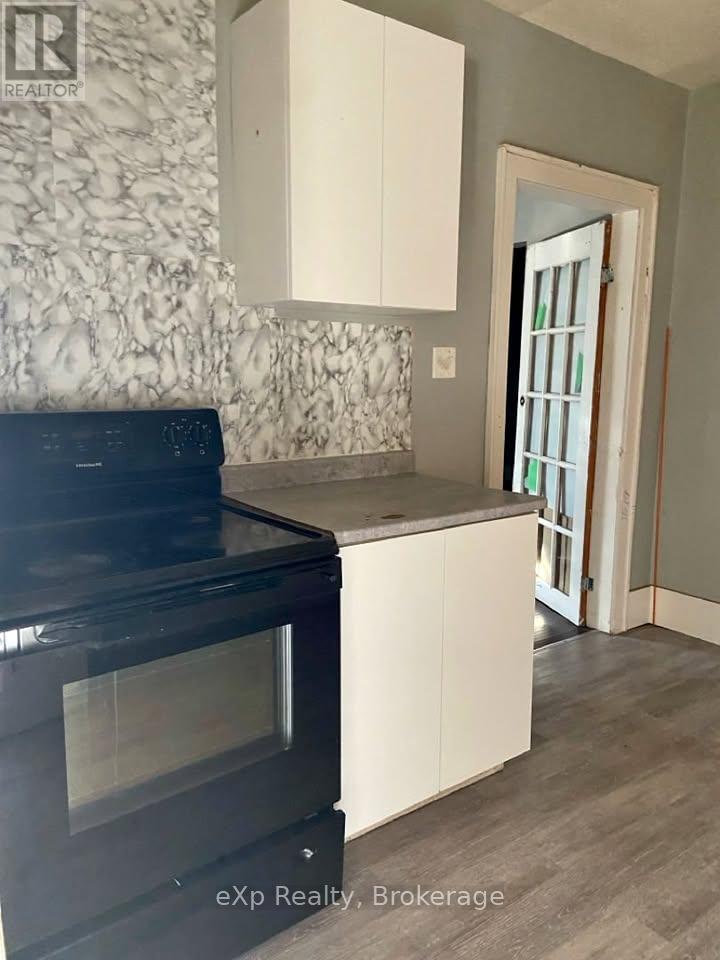 14 Blucher Street, Sault Ste Marie, Ontario  P6A 2V4 - Photo 6 - X12954430