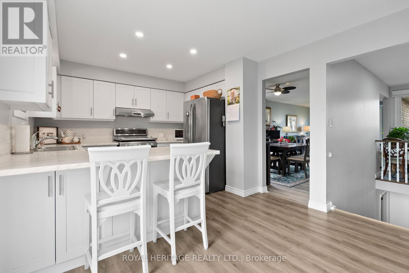 322 Victoria Avenue N, Kawartha Lakes, Ontario  K9V 5T6 - Photo 9 - X12952370