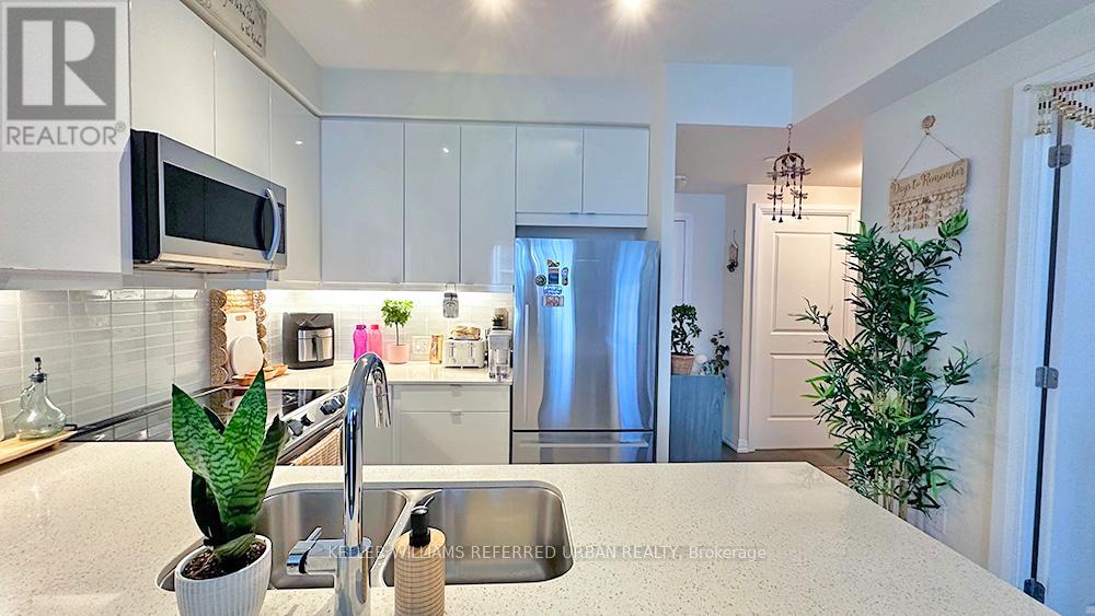 1001 - 50 Thomas Riley Road, Toronto, Ontario  M9B 0C5 - Photo 9 - W12954406