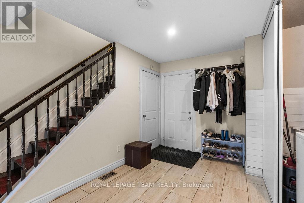 295 Gershwin Private, Ottawa, Ontario  K2H 1G5 - Photo 38 - X12953676