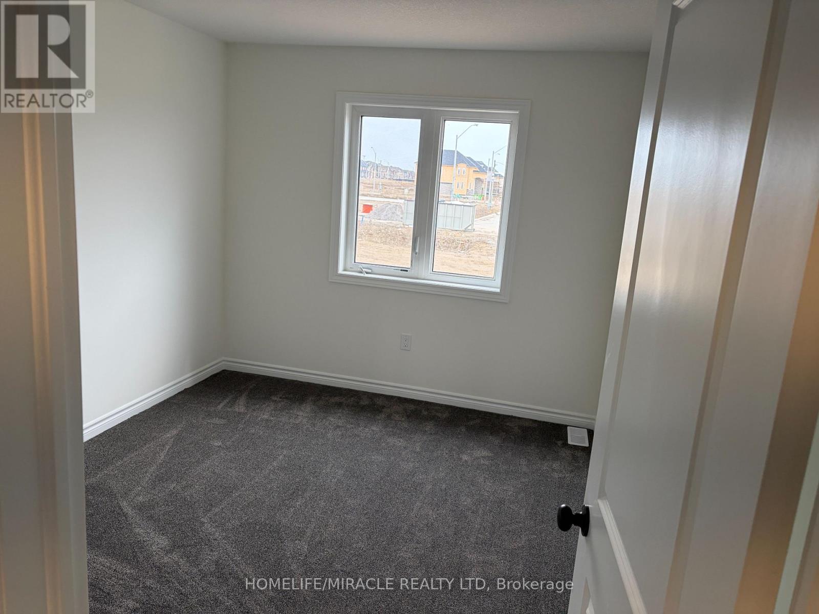 115 Mattingley Street, Brant, Ontario  N3L 2M2 - Photo 13 - X12954404