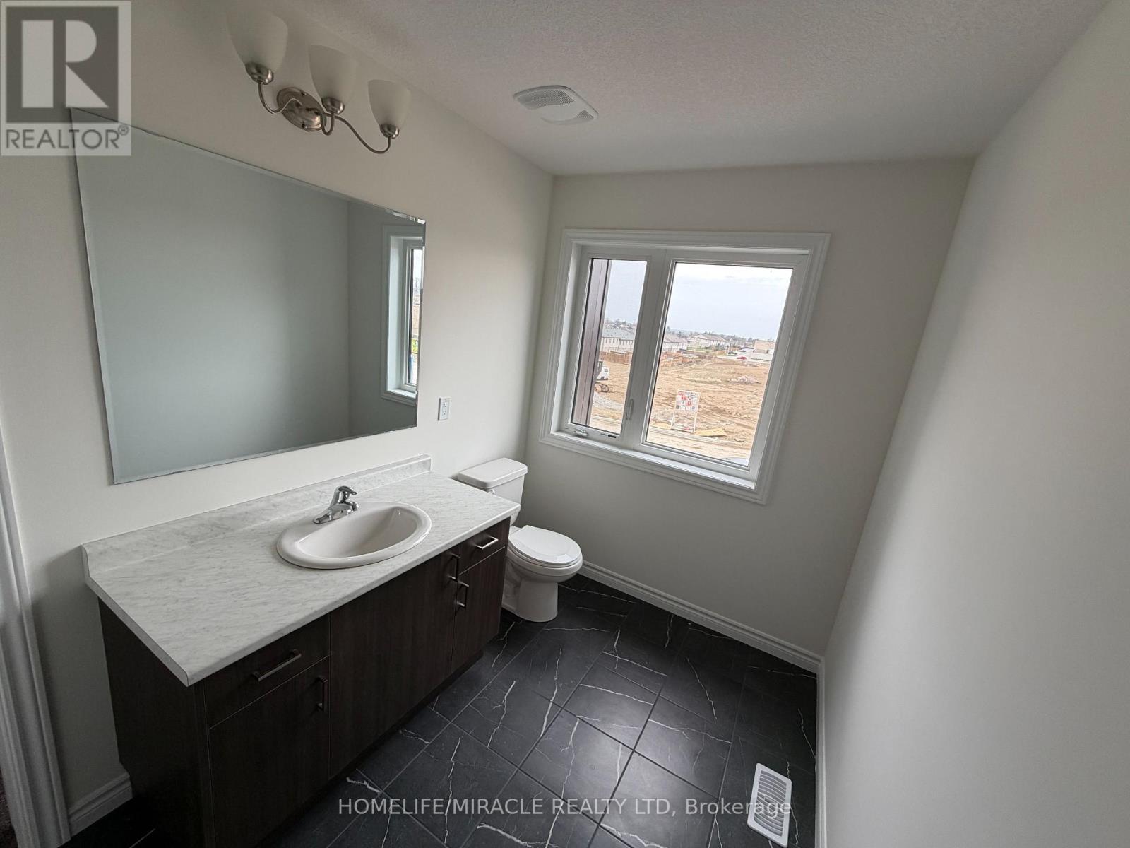 115 Mattingley Street, Brant, Ontario  N3L 2M2 - Photo 25 - X12954404