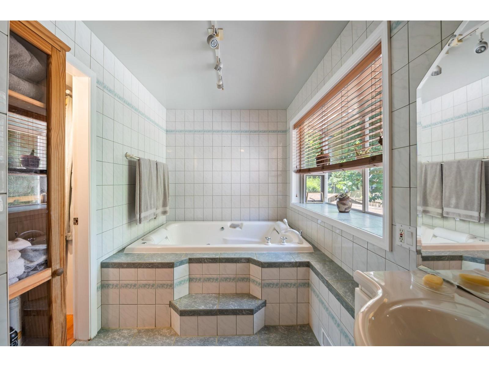 11113 81 Avenue, Delta, British Columbia  V4C 1Z3 - Photo 18 - R3106756