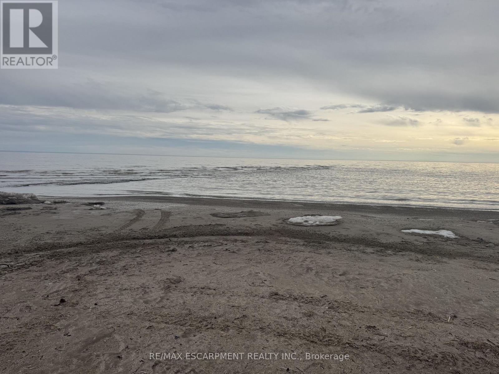 16 Swallow Lane, Haldimand, Ontario  N0A 1P0 - Photo 49 - X12933256