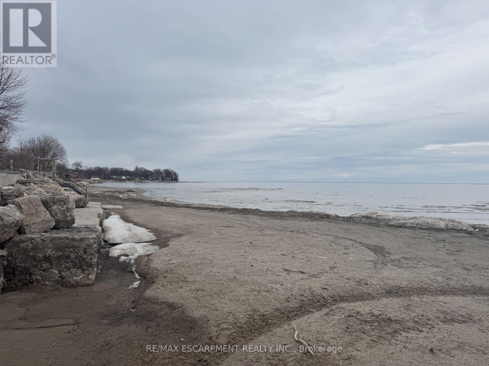 16 Swallow Lane, Haldimand, Ontario  N0A 1P0 - Photo 47 - X12933256