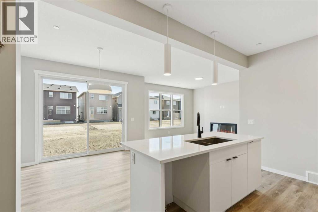 302 Hotchkiss Common SE, Calgary, Alberta  T3S 0N5 - Photo 6 - A2298800