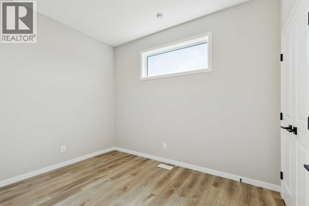 302 Hotchkiss Common SE, Calgary, Alberta  T3S 0N5 - Photo 17 - A2298800