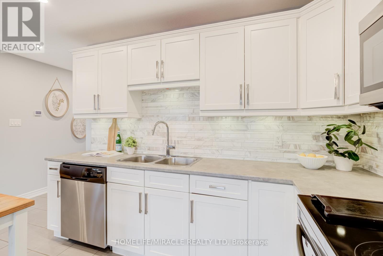 179 Hutchinson Drive, New Tecumseth, Ontario  L9R 0P9 - Photo 19 - N12954424