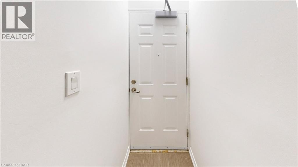 19 Coneflower Crescent Unit# 258, North York, Ontario  M2R 0A5 - Photo 12 - 40817502