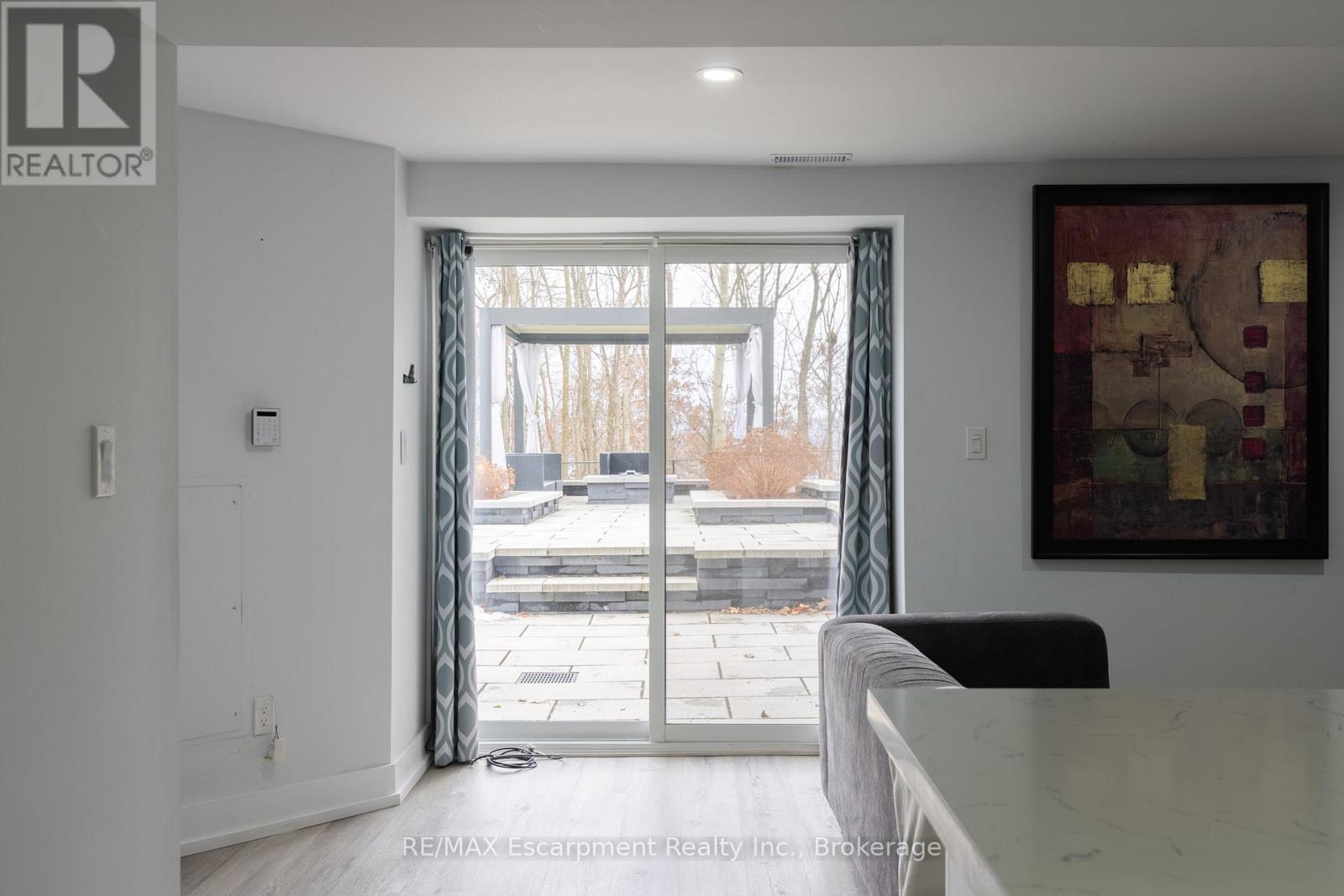 676 Bayshore Boulevard, Burlington, Ontario  L7T 1T2 - Photo 26 - W12954400