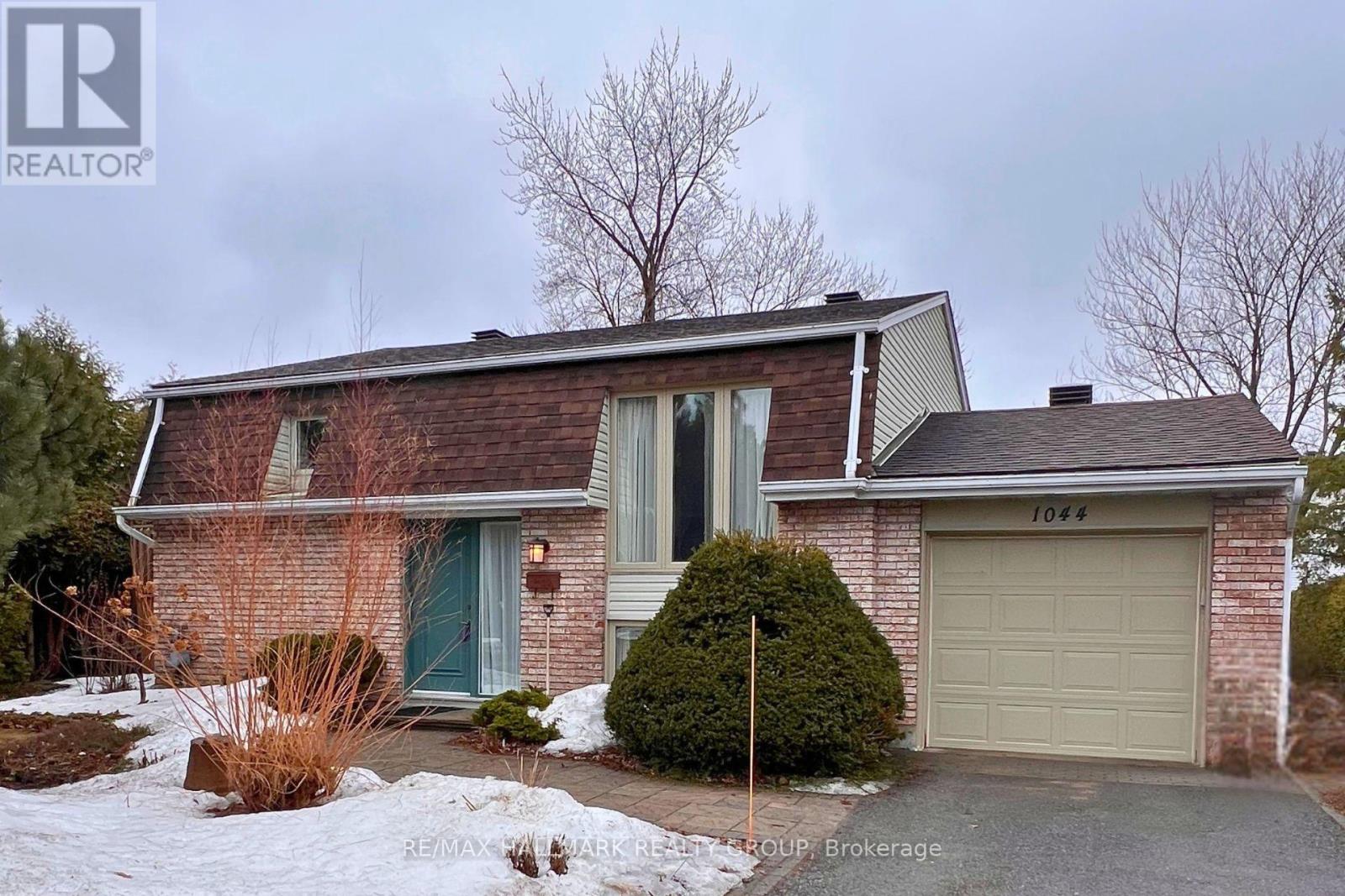 1044 ADLEY ROAD, Ottawa, Ontario