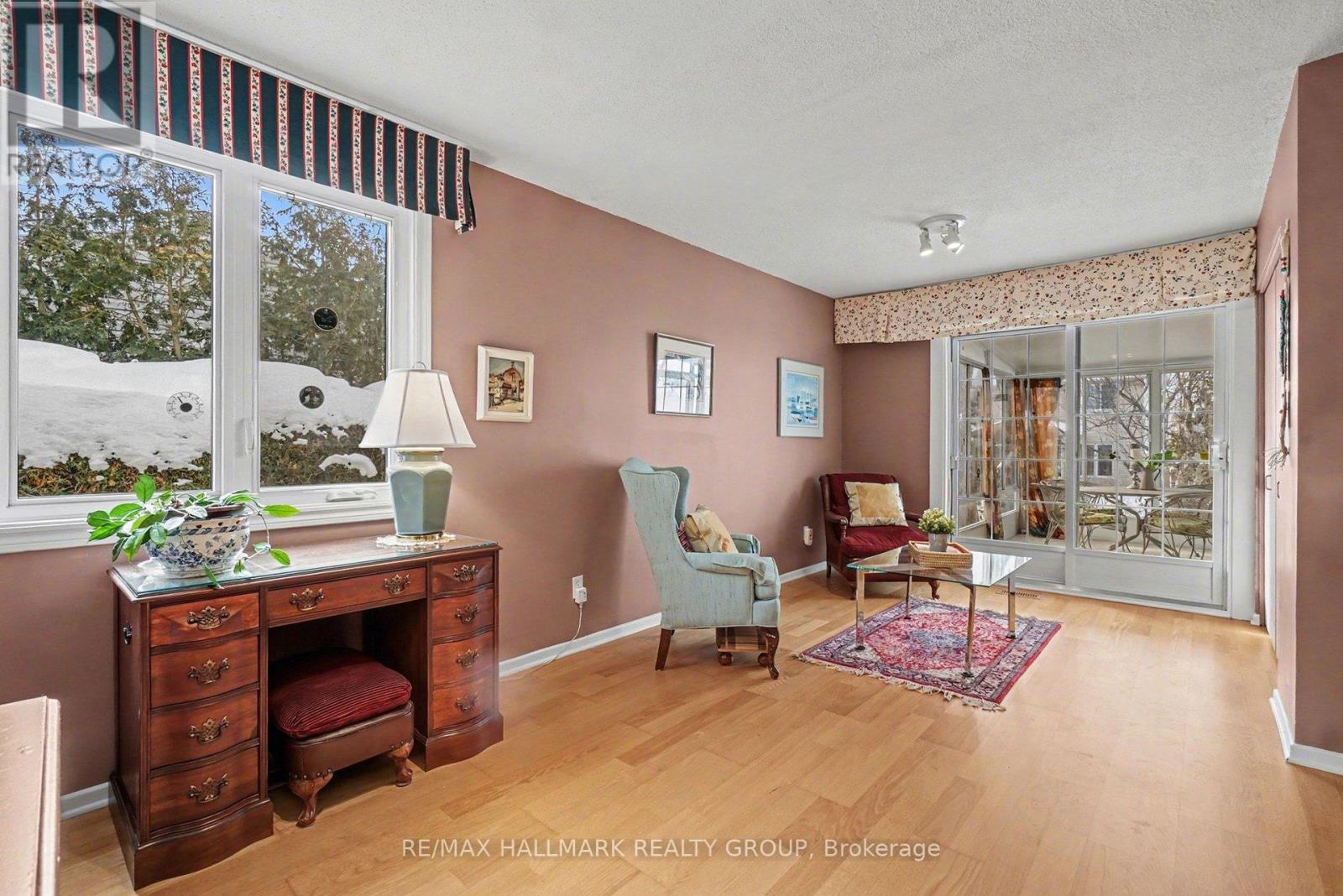 1044 Adley Road, Ottawa, Ontario  K1J 8B9 - Photo 18 - X12954440