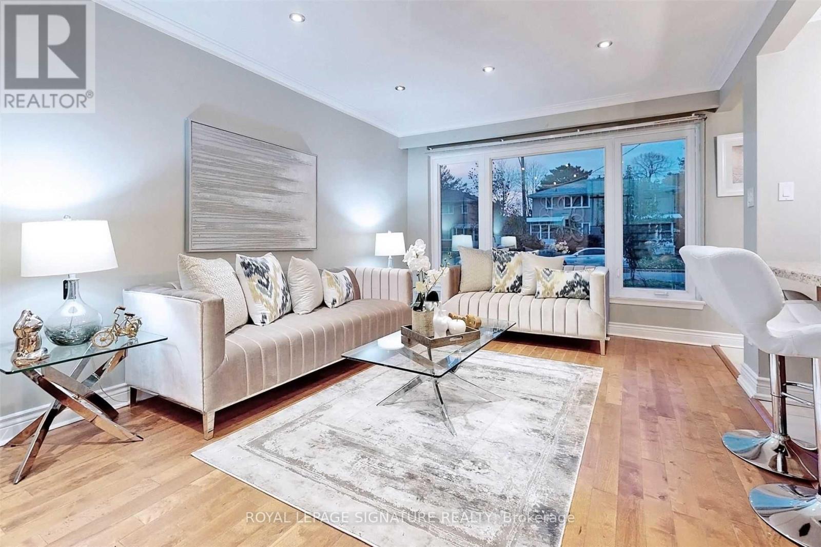 Upper - 65 Holcolm Road, Toronto, Ontario  M2N 2C8 - Photo 2 - C12954466