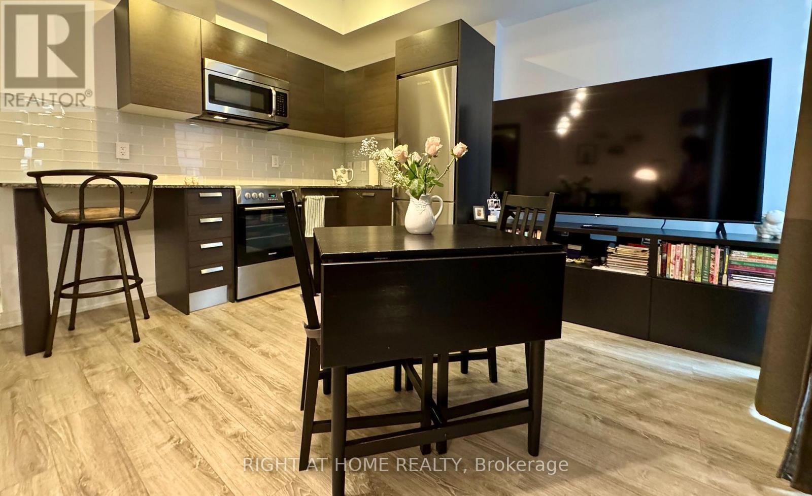 2206 - 42 Charles Street E, Toronto, Ontario  M4Y 1N3 - Photo 8 - C12954486