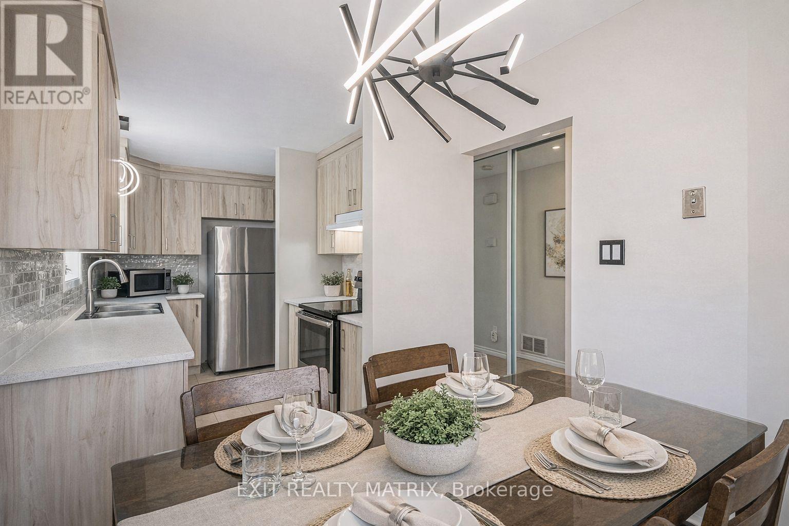 1432 Deavy Way E, Ottawa, Ontario  K1E 2W8 - Photo 3 - X12919766