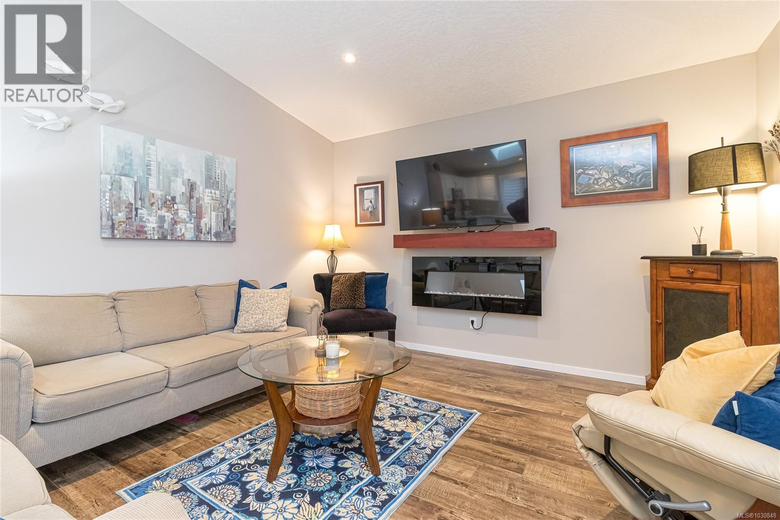 24 7650 Qwuc Chus Lane, Central Saanich, British Columbia  V8M 0B4 - Photo 5 - 1030848