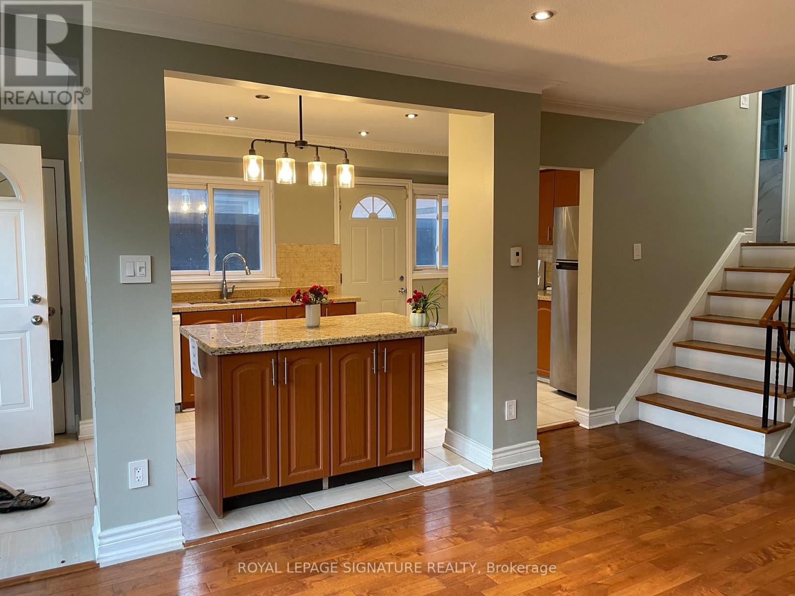 Upper - 65 Holcolm Road, Toronto, Ontario  M2N 2C8 - Photo 24 - C12954466