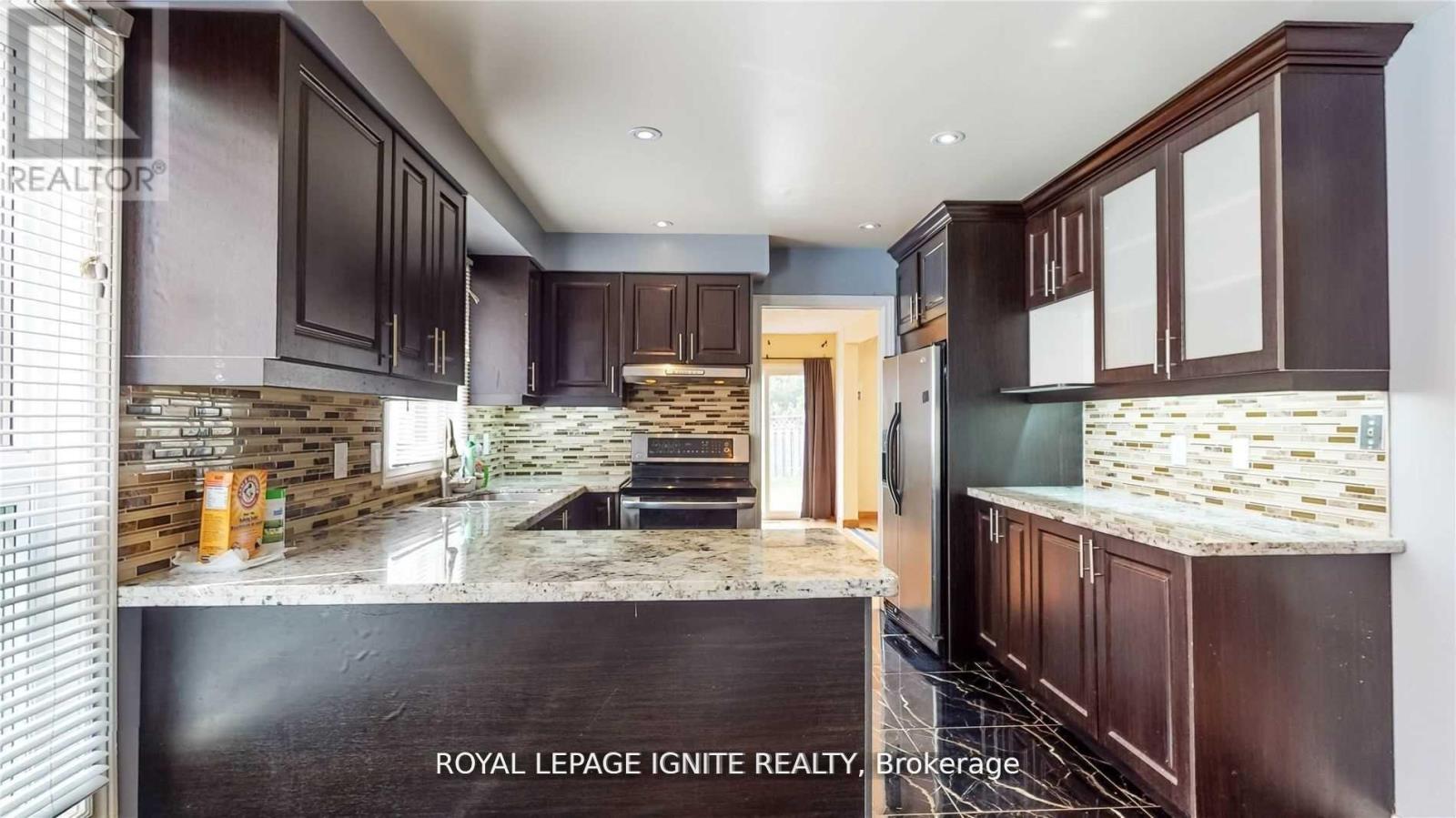 Main - 11 James Edward Drive, Markham, Ontario  L3S 1Y9 - Photo 15 - N12954484