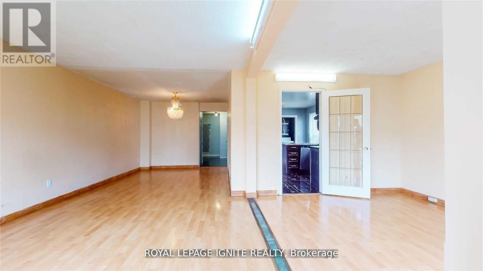 Main - 11 James Edward Drive, Markham, Ontario  L3S 1Y9 - Photo 4 - N12954484