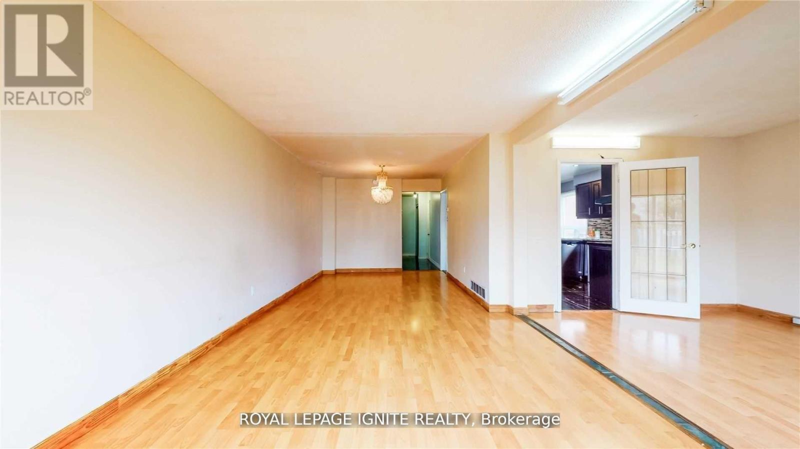 Main - 11 James Edward Drive, Markham, Ontario  L3S 1Y9 - Photo 5 - N12954484