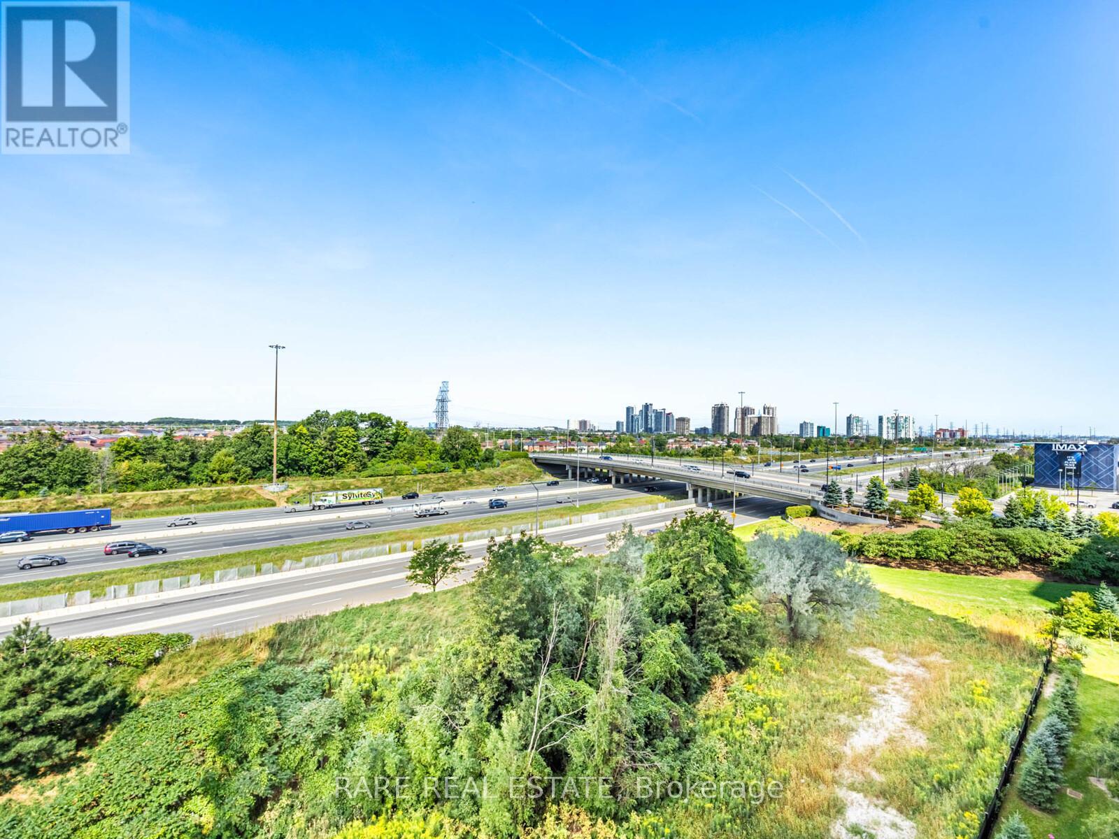 605 - 349 Rathburn Road W, Mississauga, Ontario  L5B 0G9 - Photo 11 - W12954476