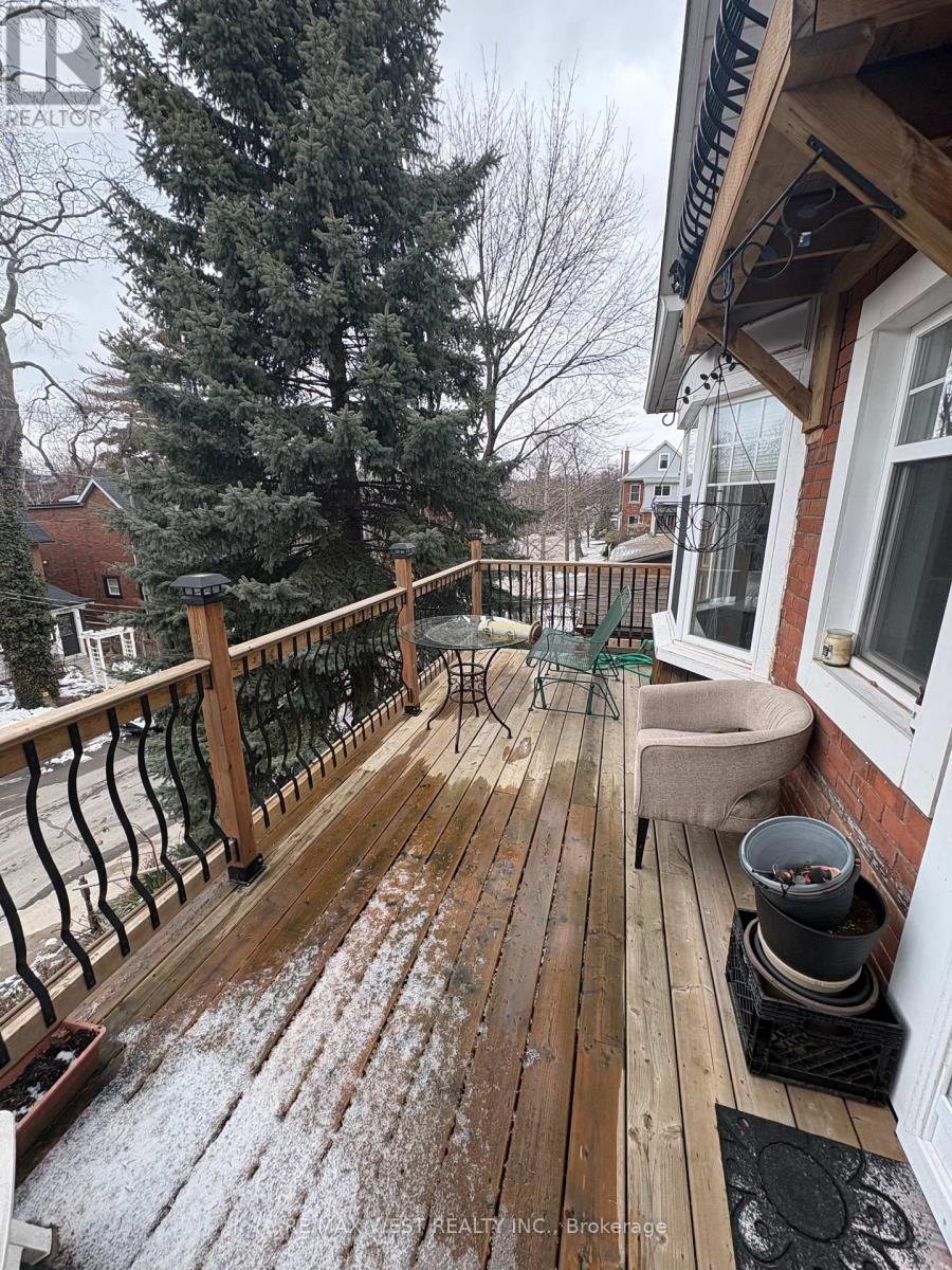 1 - 87 MEDLAND CRESCENT, Toronto, Ontario