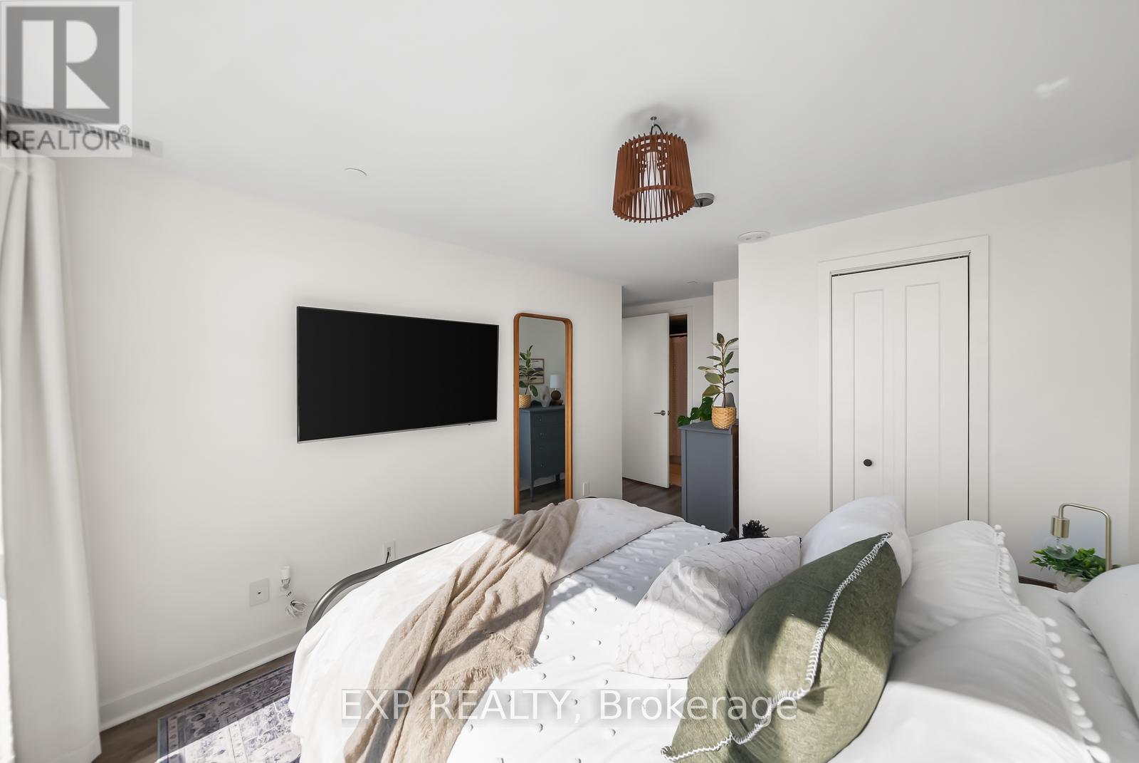 705 - 16 Mcadam Avenue, Toronto, Ontario  M6A 1S5 - Photo 22 - W12954500